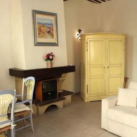 Very Charming On Port In A Short Walk To Palais With Aircon And Internet 411 Apartment