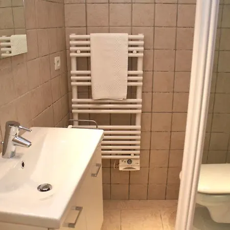 Very Charming On Port In A Short Walk To Palais With Aircon And Internet 411 Apartment Cannes