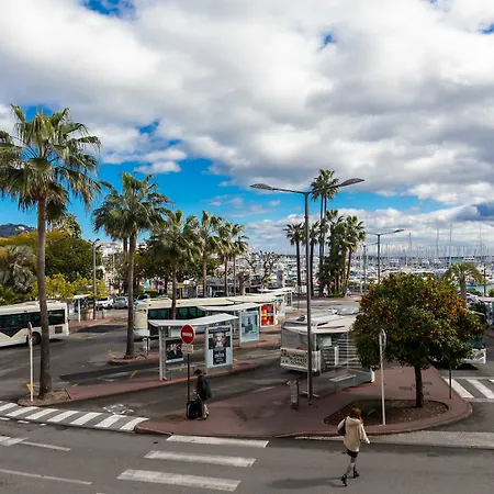 Charming Port View Studio: Steps From Palais, Cannes