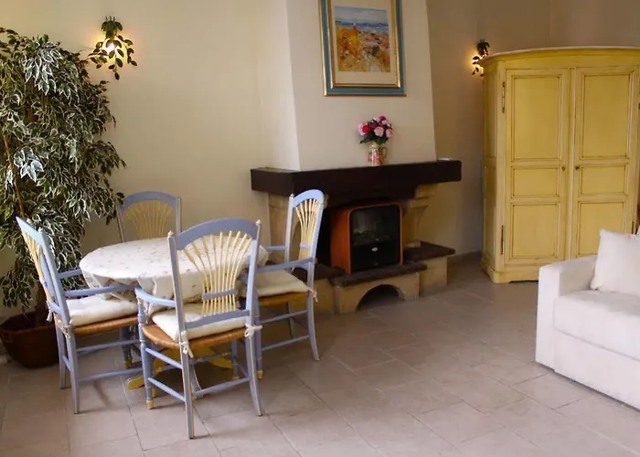 Very Charming On Port In A Short Walk To Palais With Aircon And Internet 411 Apartment Cannes