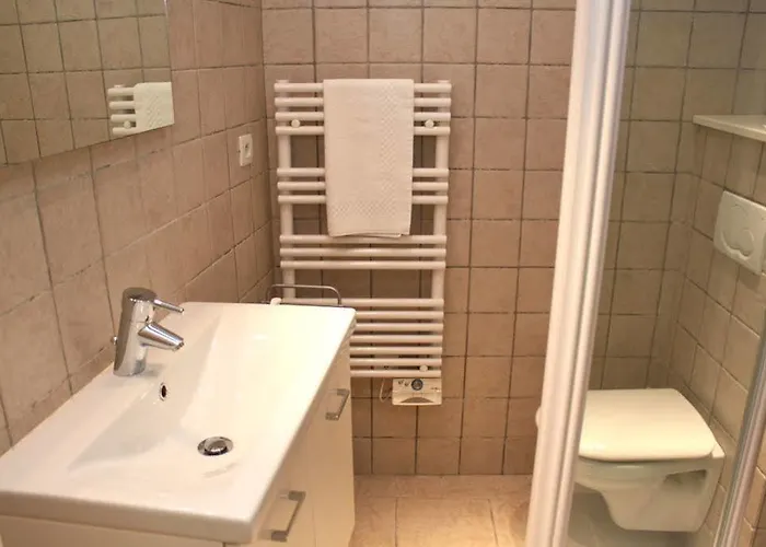 Very Charming On Port In A Short Walk To Palais With Aircon And Internet 411 Apartment Cannes